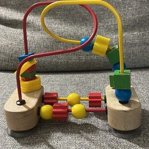 Melissa and Doug first bead maze - wooden educational toy